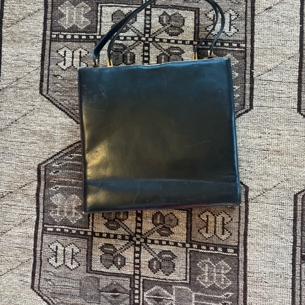 Rich Craft Vintage Black Leather Handbag | Structured Top Handle | Classic - Picture 2 of 5